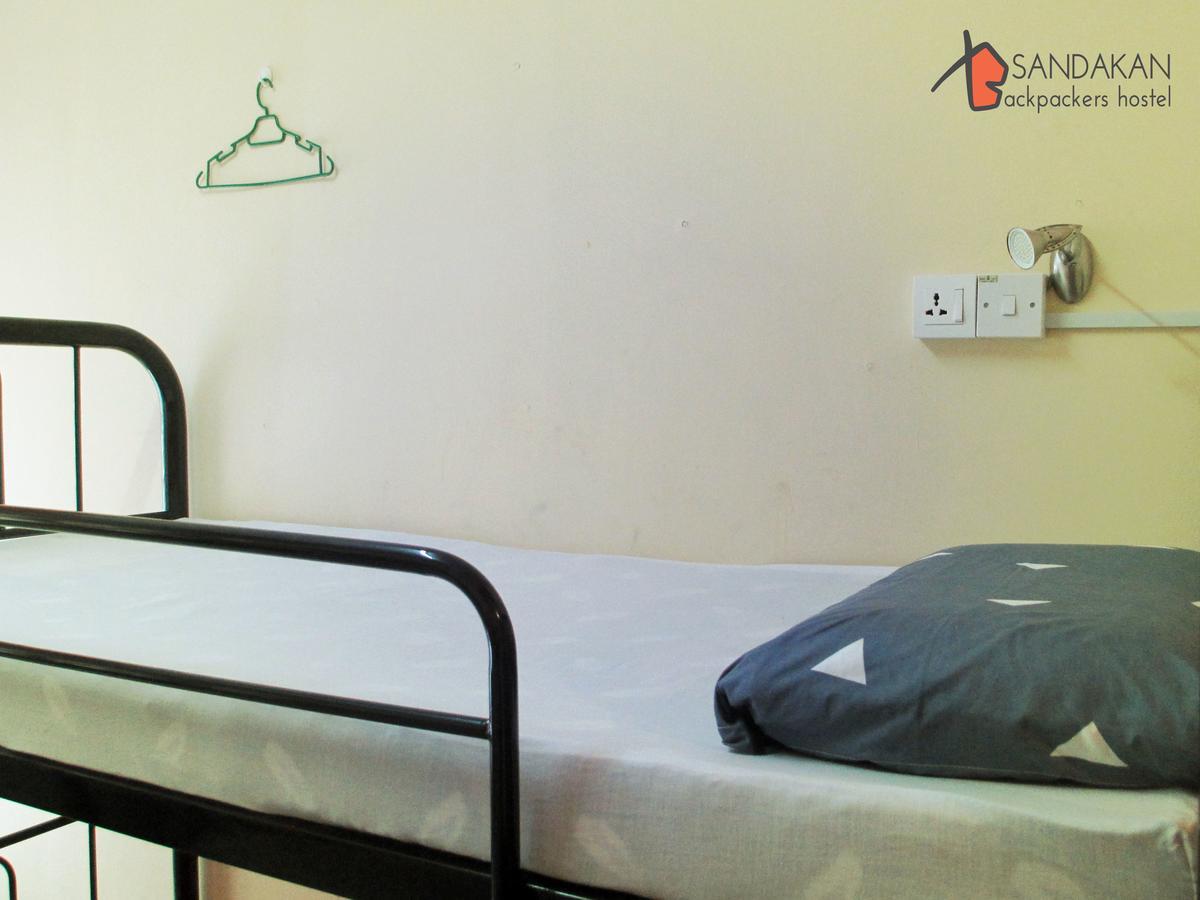 Sandakan Backpackers Hostel Exterior photo