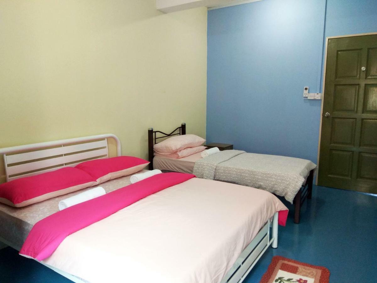 Sandakan Backpackers Hostel Exterior photo