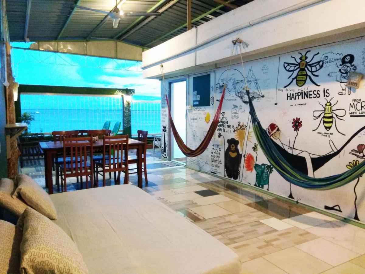 Sandakan Backpackers Hostel Exterior photo