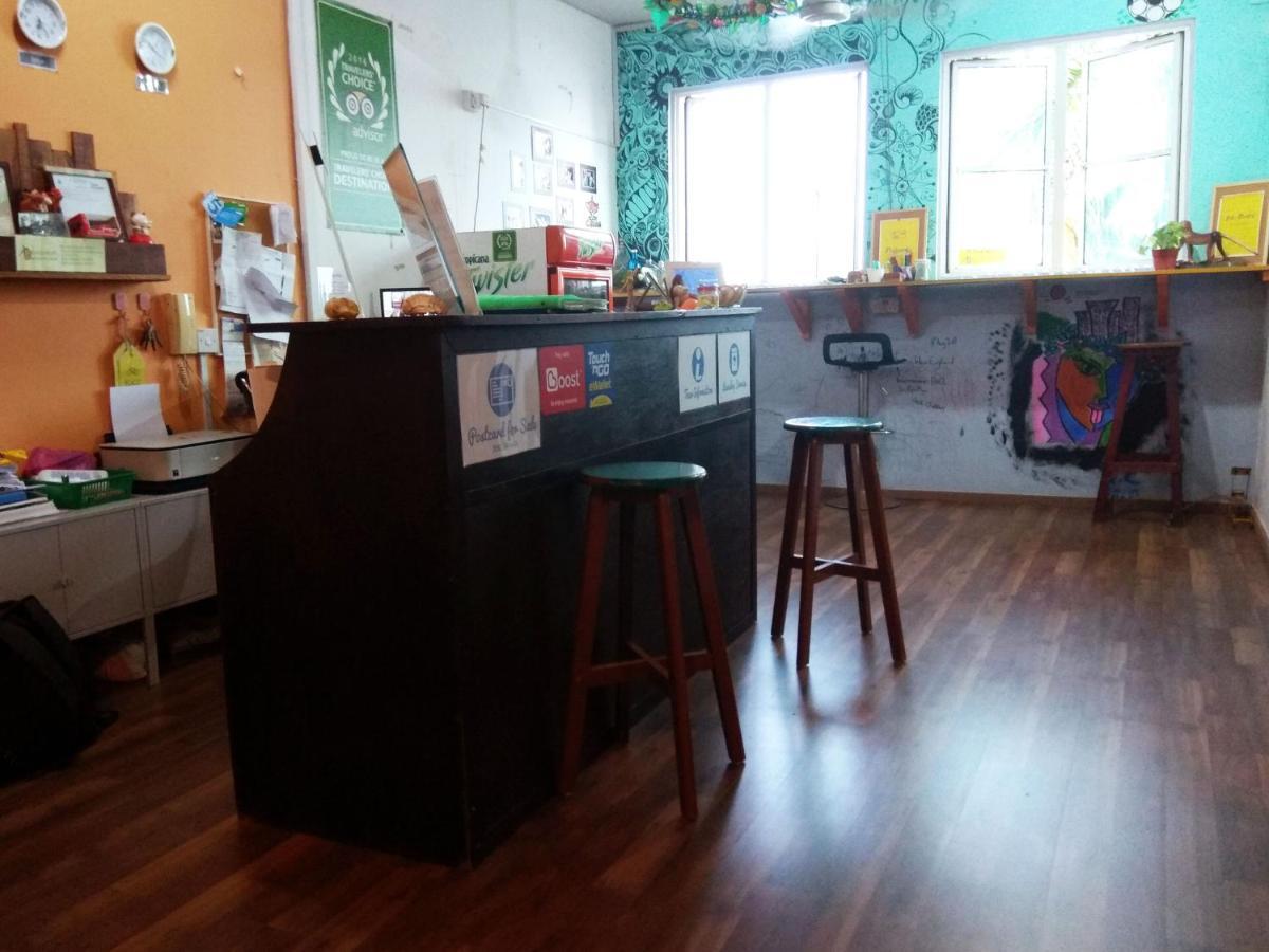 Sandakan Backpackers Hostel Exterior photo